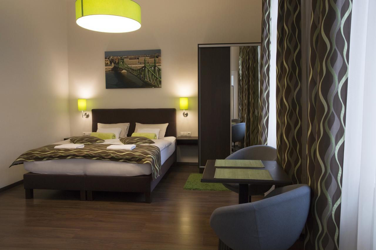 Walton Prime Apartment Будапеща Екстериор снимка