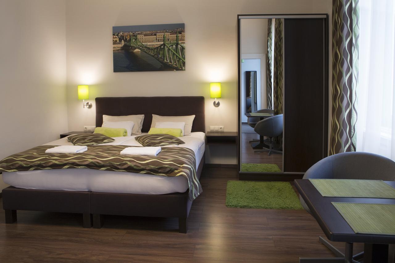Walton Prime Apartment Будапеща Екстериор снимка
