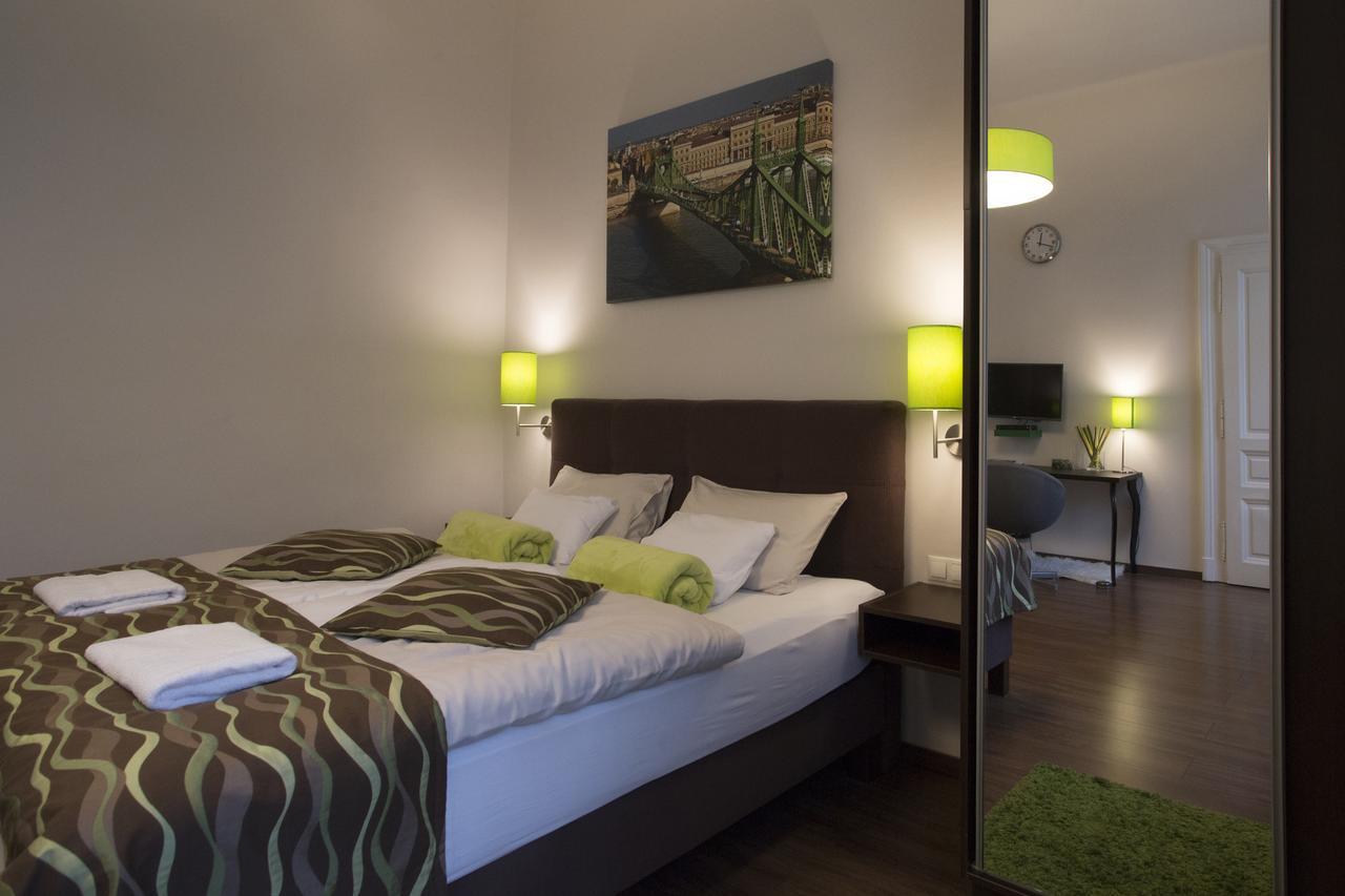 Walton Prime Apartment Будапеща Екстериор снимка