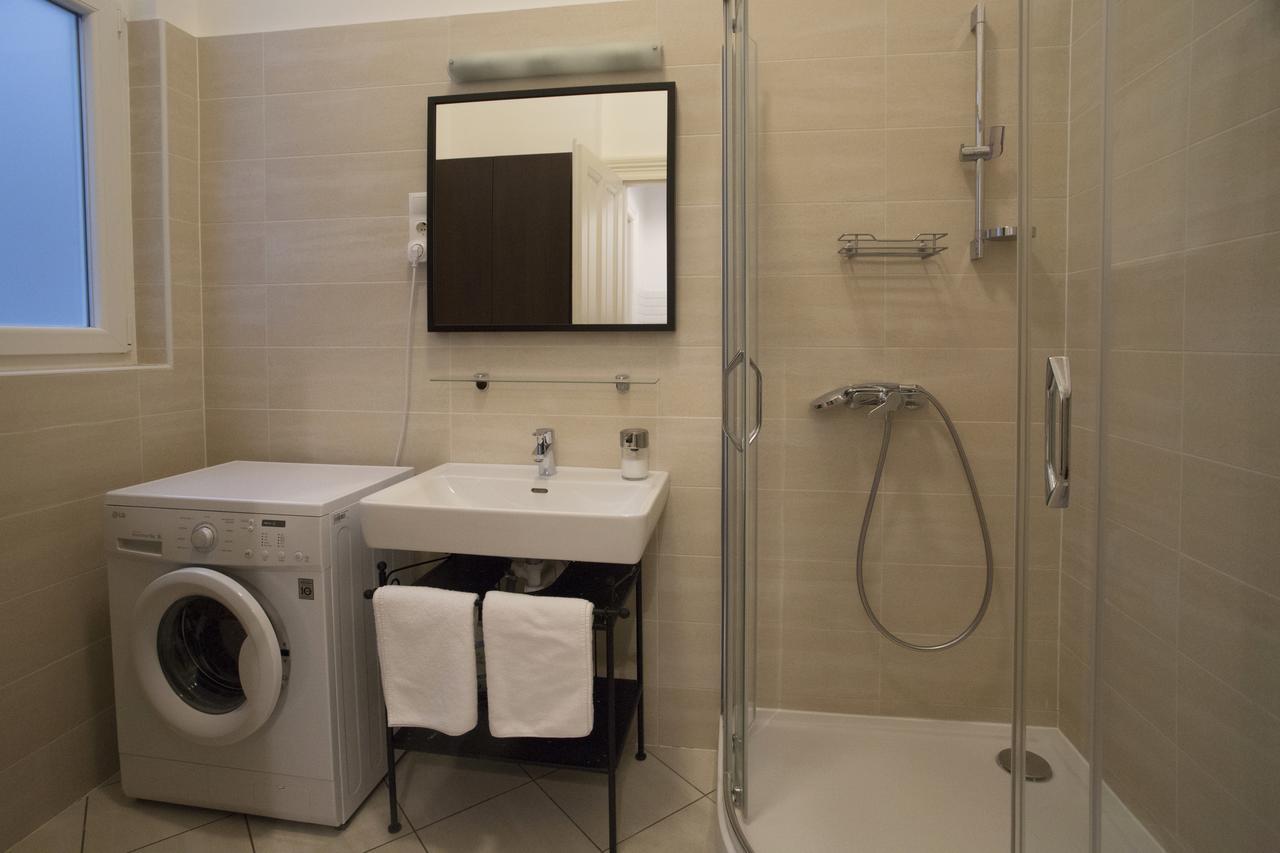 Walton Prime Apartment Будапеща Екстериор снимка